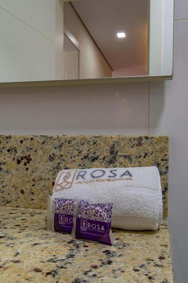 Rosa Edificio Campos De Canela Buitenkant foto